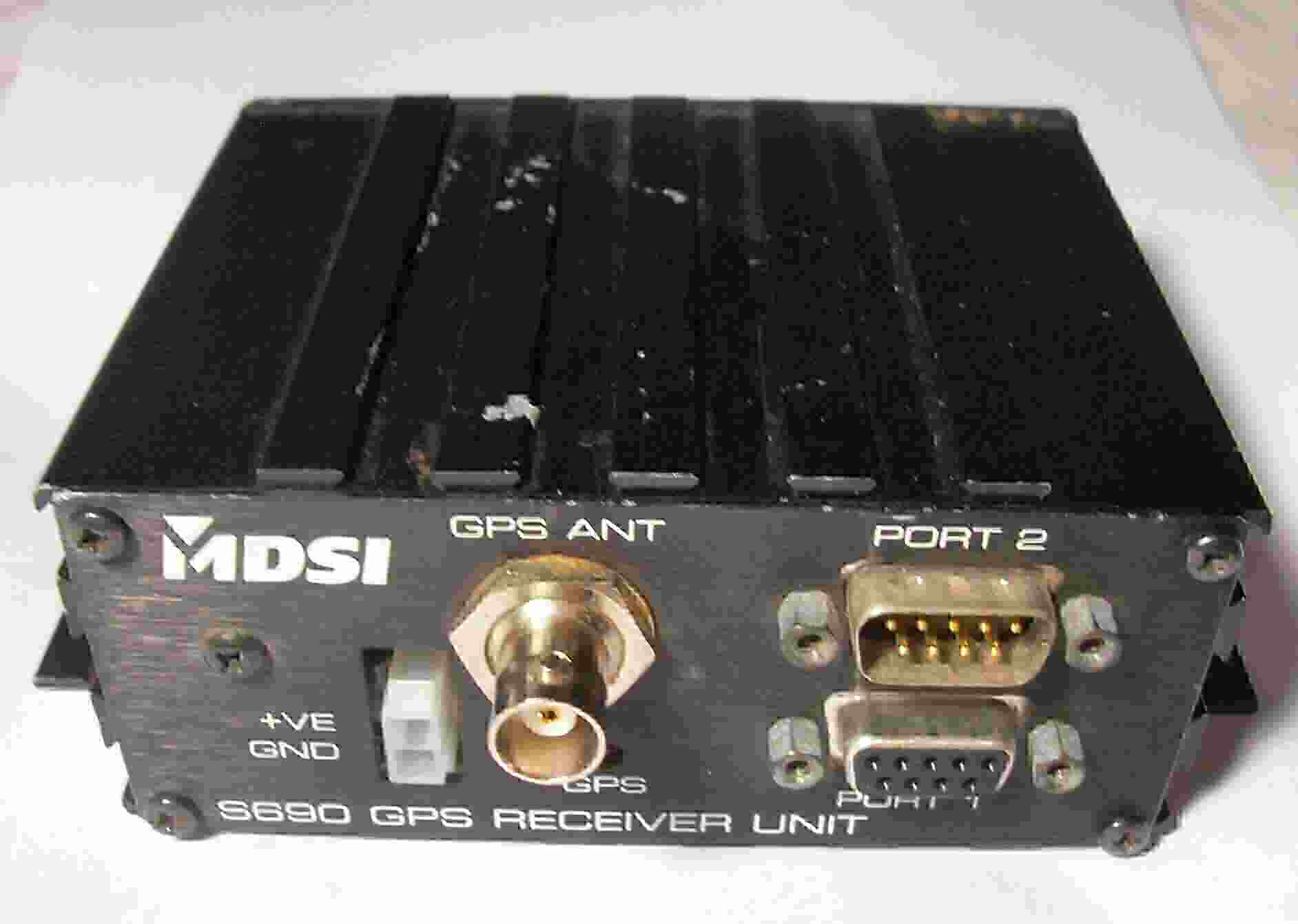 Picture of S690 GPS unit